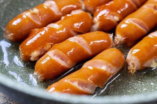 烤肠老板爆料图片搞笑视频,搞笑视频背后的真实故事
